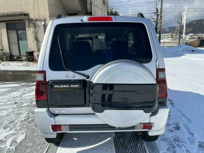 PAJERO MINI