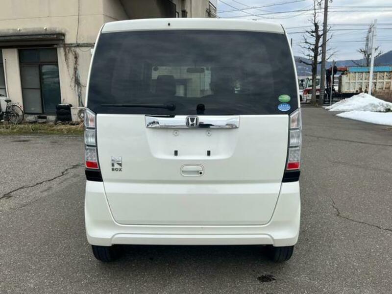 N BOX