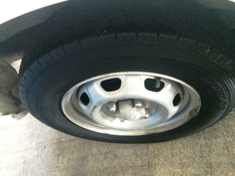 COROLLA VAN