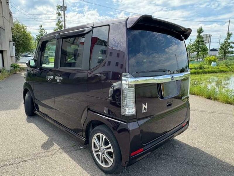 N BOX CUSTOM