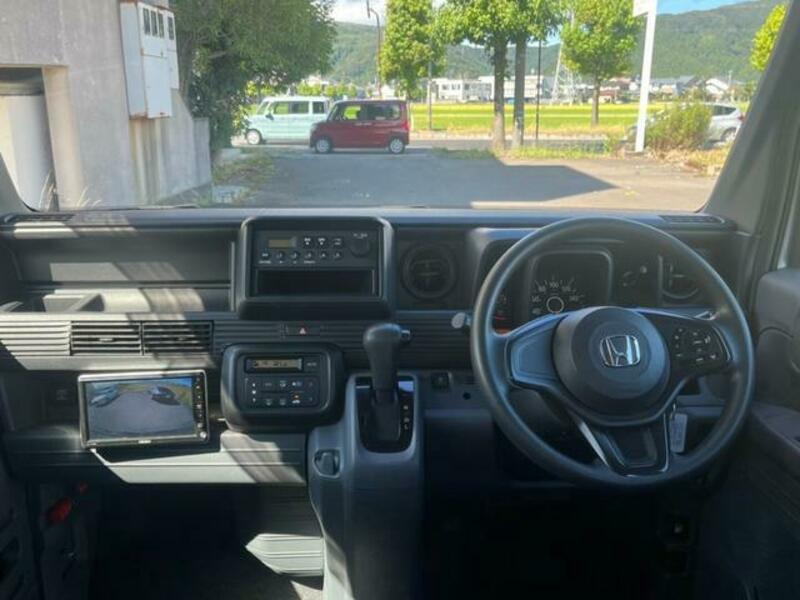 N-VAN