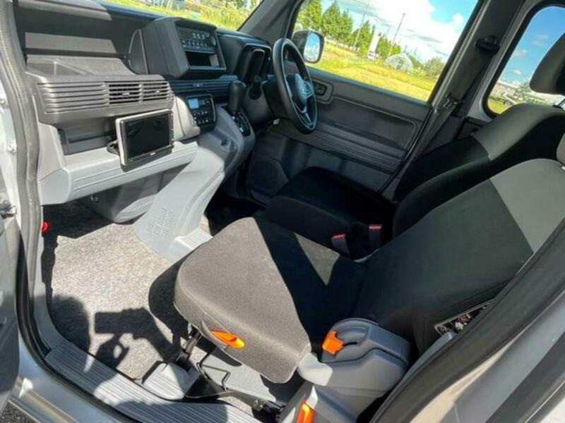 N-VAN
