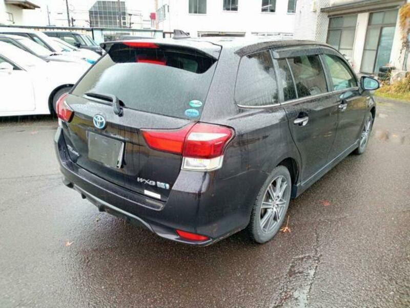 COROLLA FIELDER