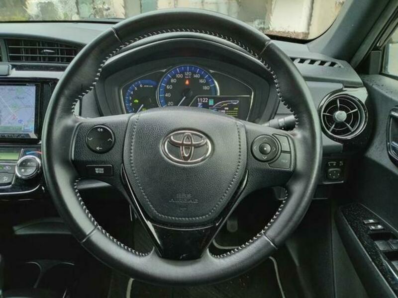 COROLLA FIELDER