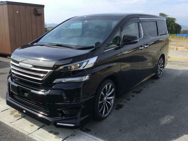 TOYOTA VELLFIRE