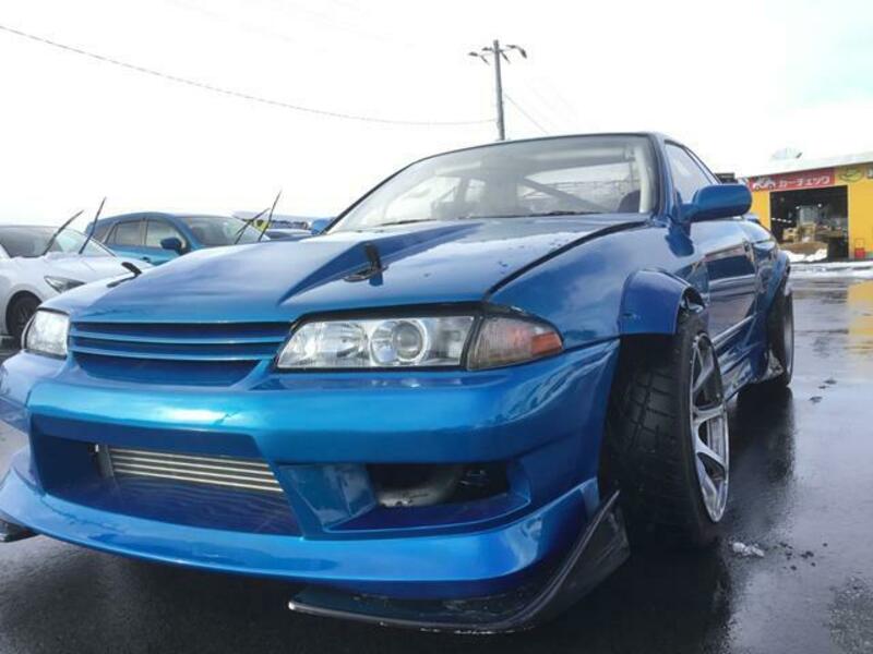 NISSAN SKYLINE