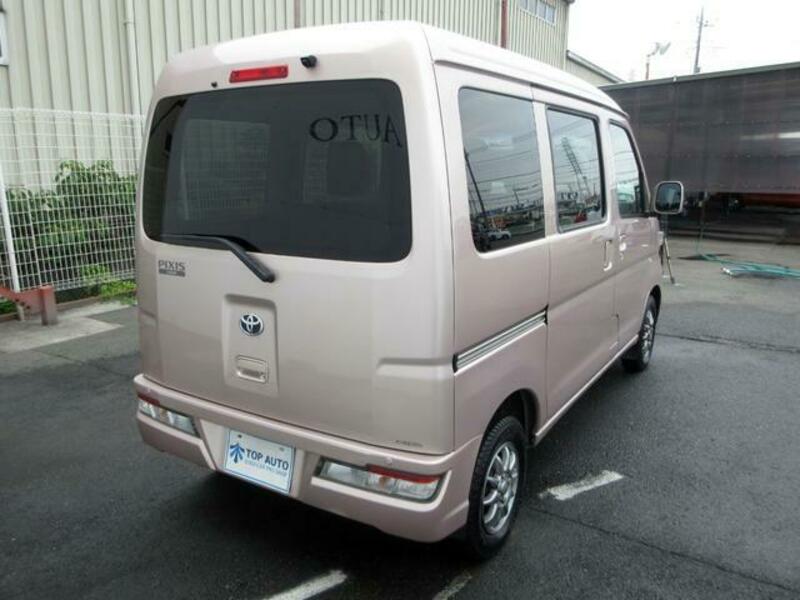 PIXIS VAN