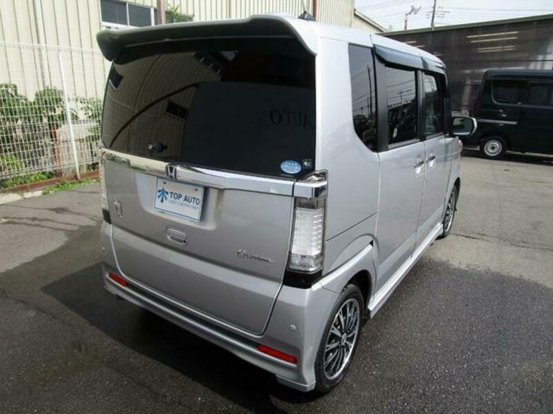 N BOX CUSTOM