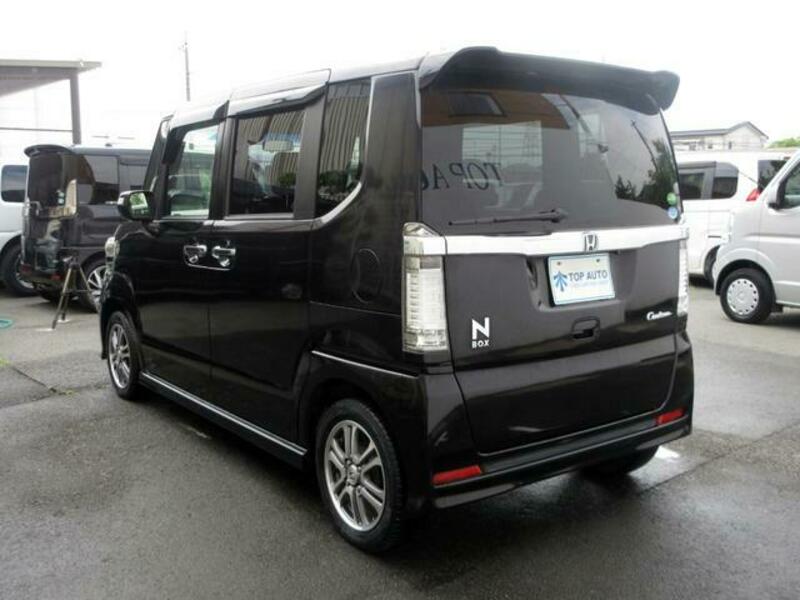 N BOX CUSTOM