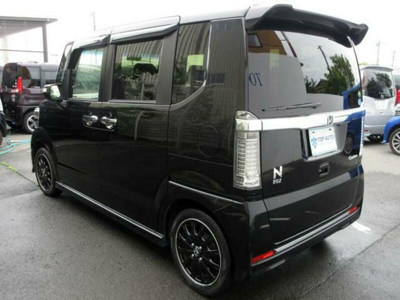 N BOX CUSTOM