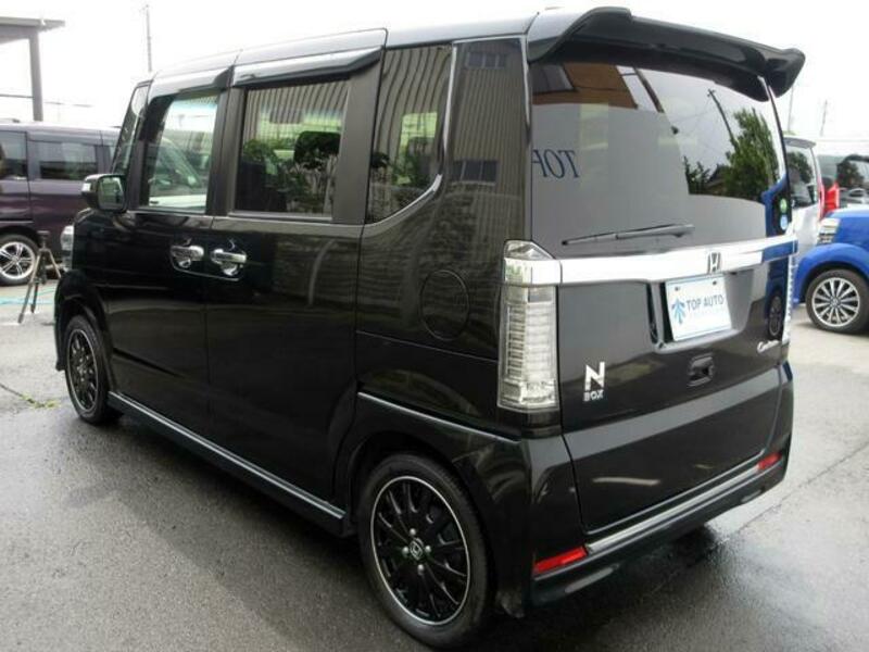 N BOX CUSTOM