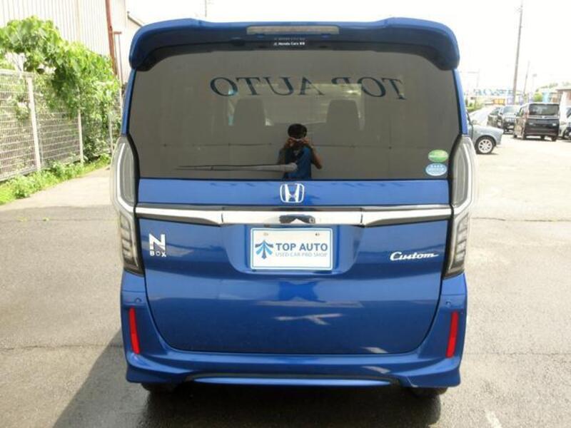 N BOX CUSTOM