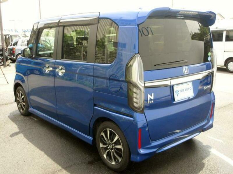 N BOX CUSTOM