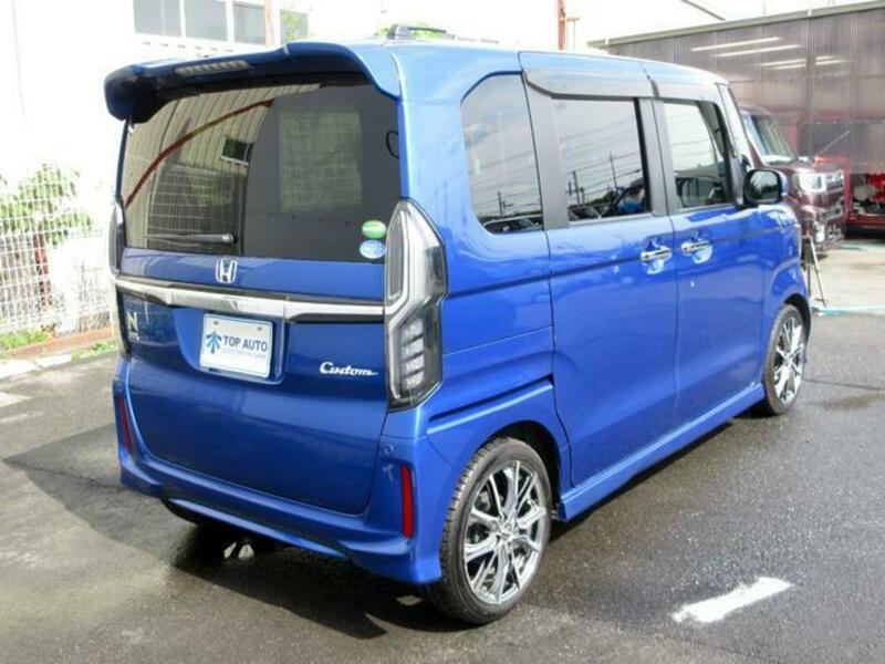 N BOX CUSTOM