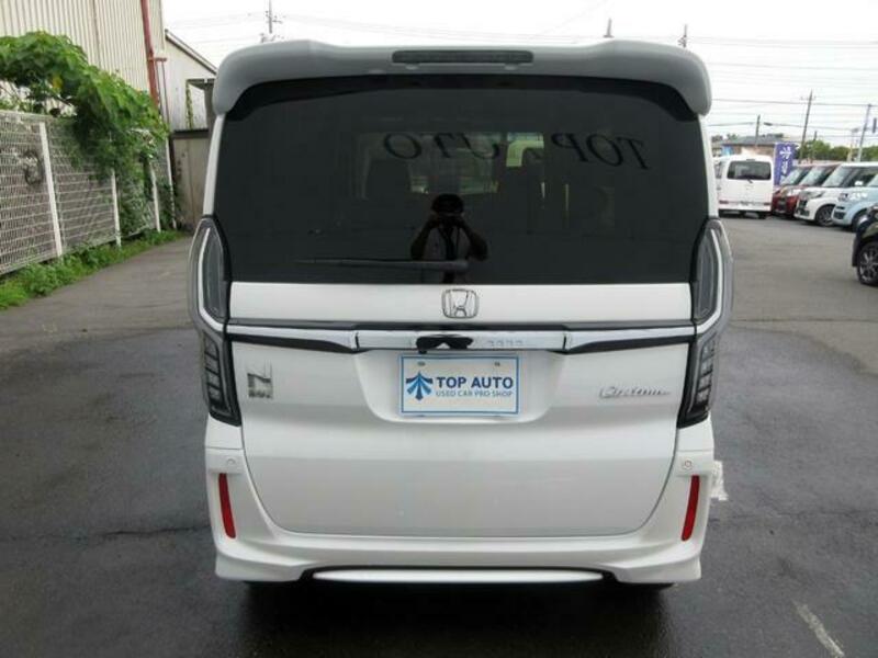 N BOX CUSTOM