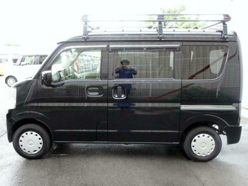 MINICAB VAN