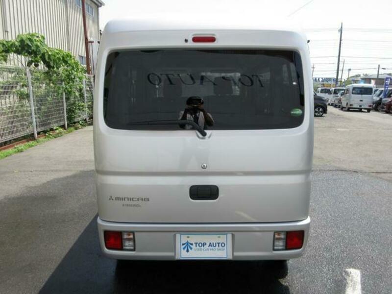 MINICAB VAN