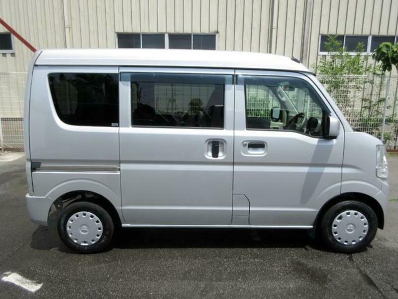 MINICAB VAN