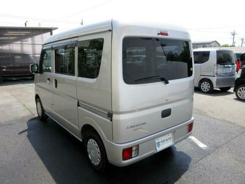 MINICAB VAN
