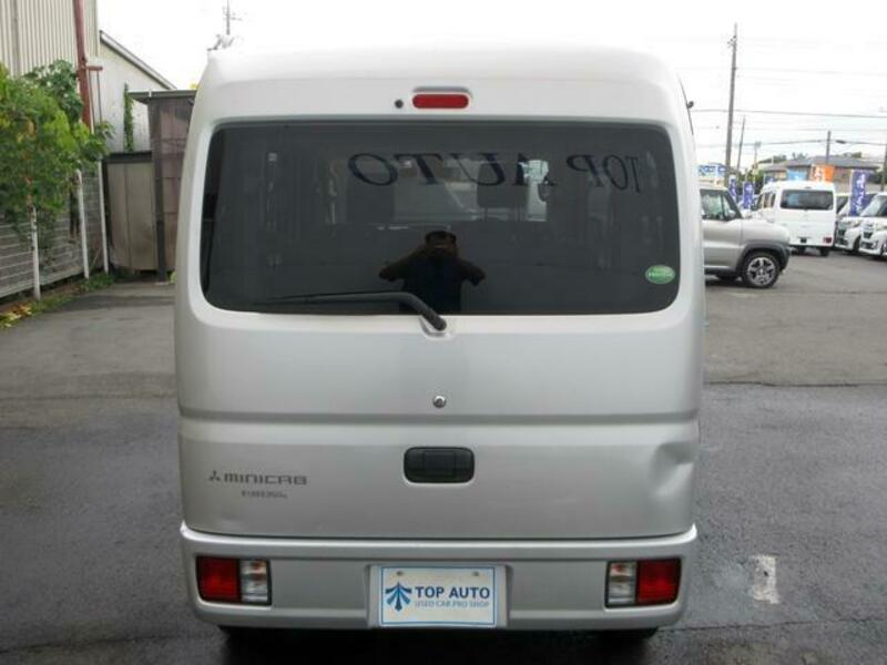 MINICAB VAN