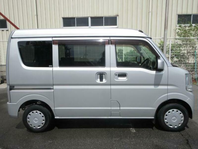 MINICAB VAN