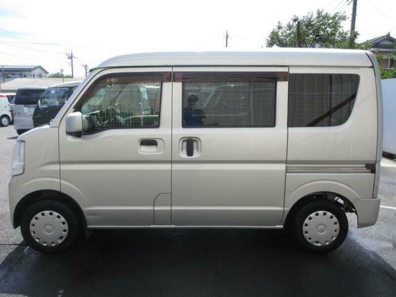 MINICAB VAN