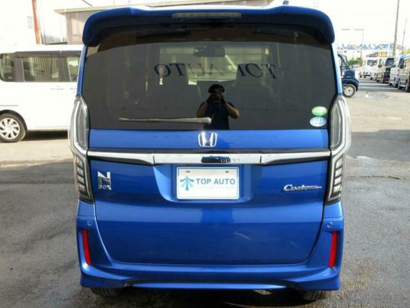 N BOX CUSTOM