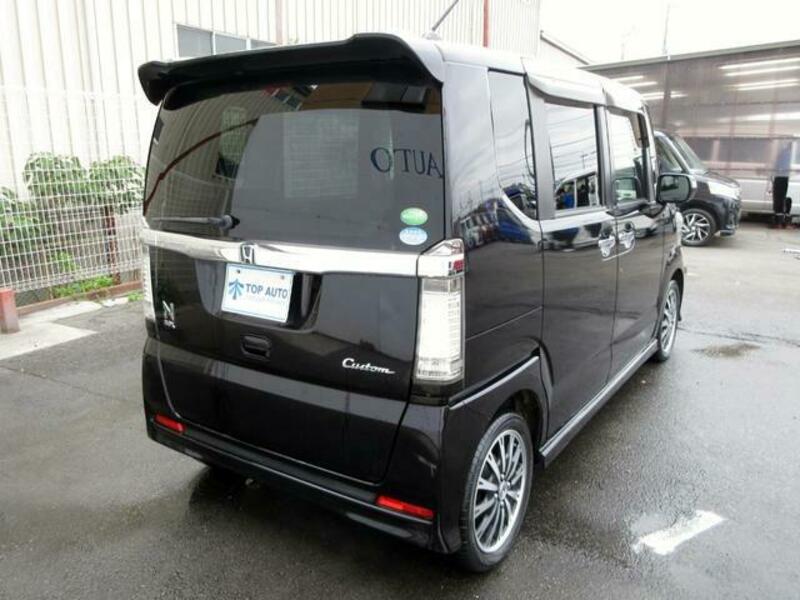 N BOX CUSTOM