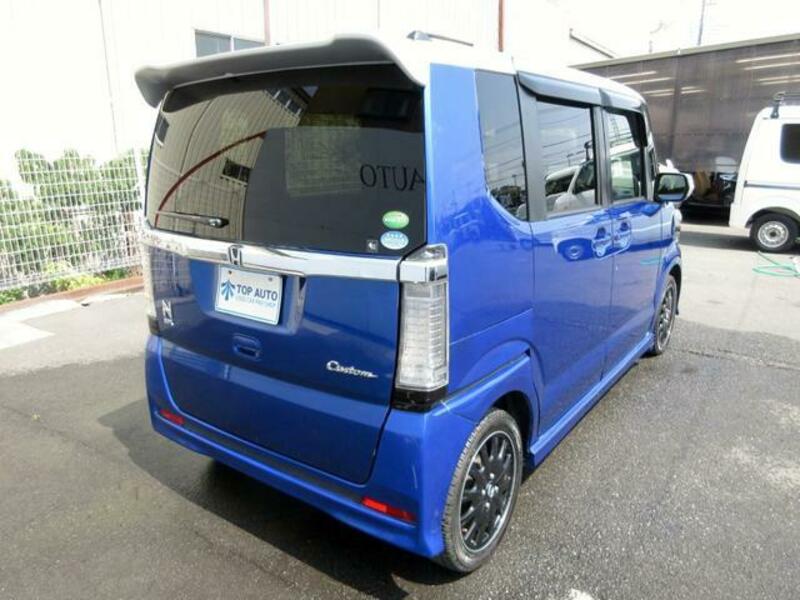N BOX CUSTOM