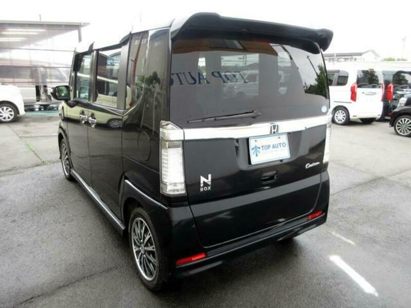 N BOX CUSTOM