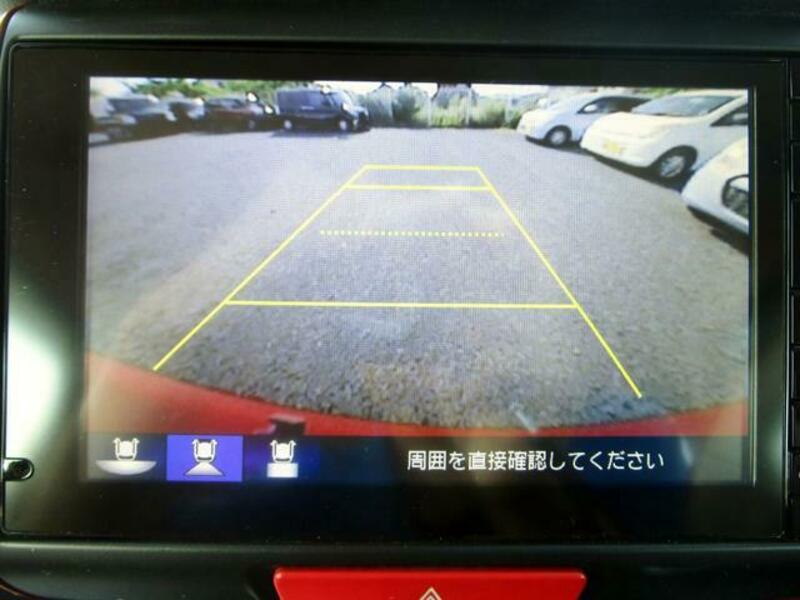 N BOX SLASH