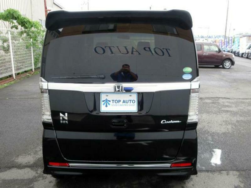 N BOX CUSTOM