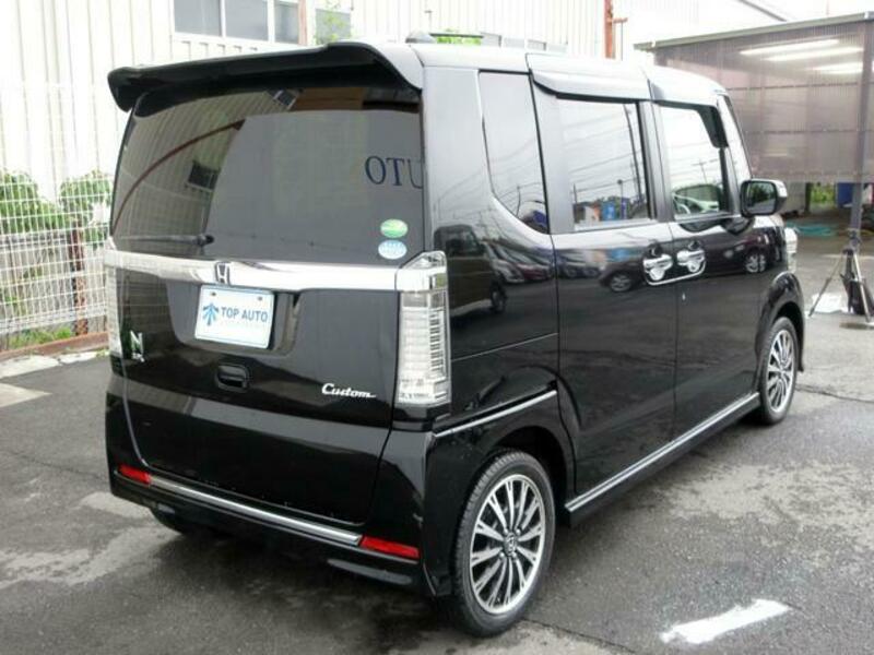 N BOX CUSTOM