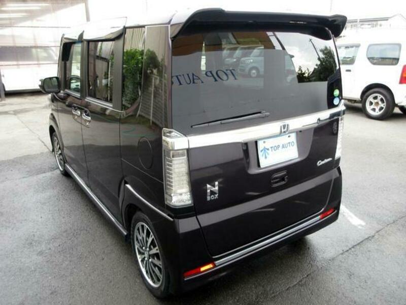 N BOX CUSTOM