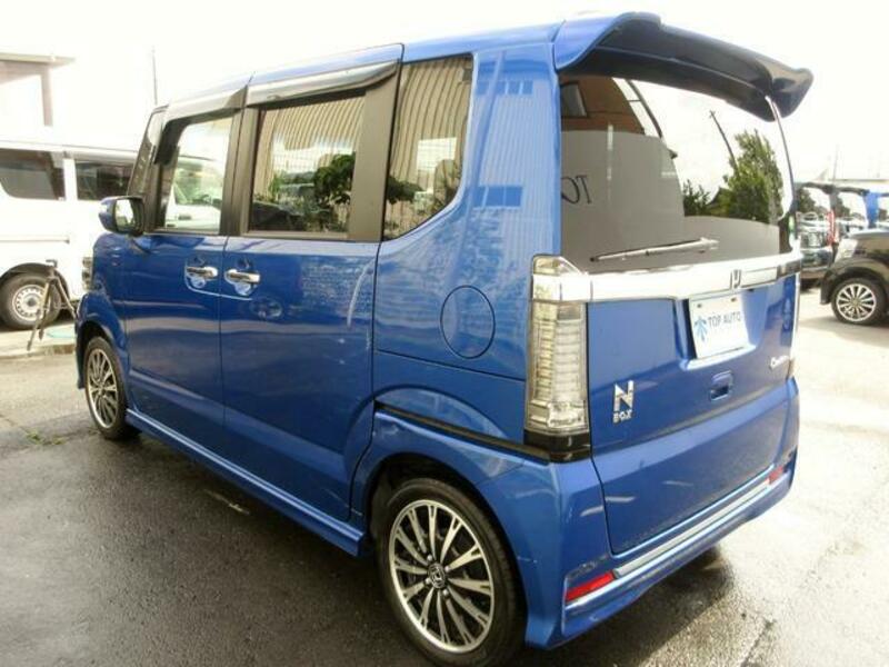 N BOX CUSTOM