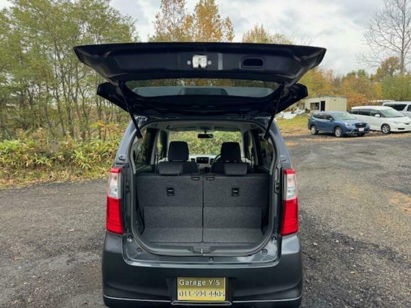 WAGON R