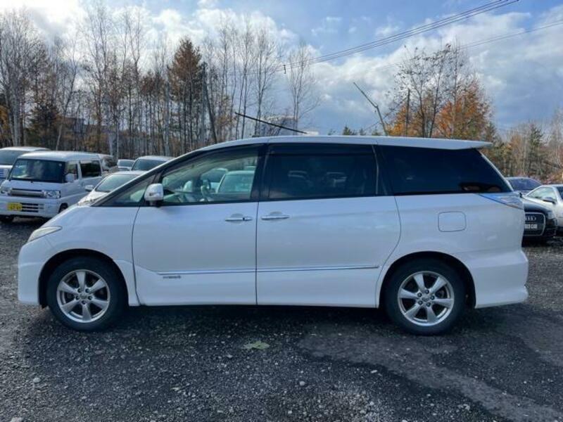 ESTIMA HYBRID