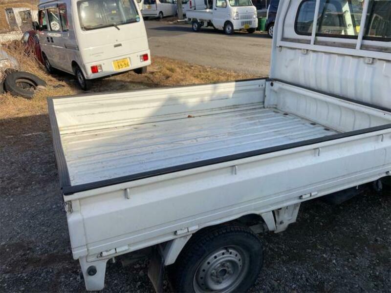 CARRY TRUCK