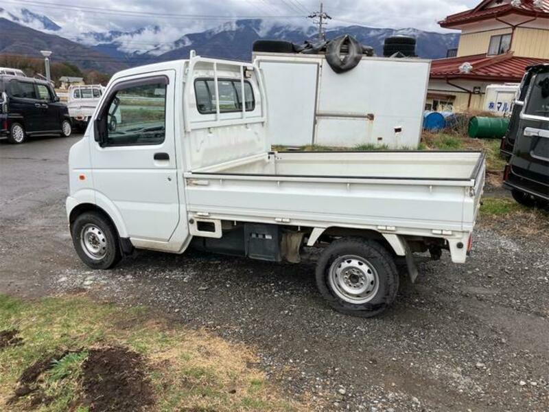 CARRY TRUCK