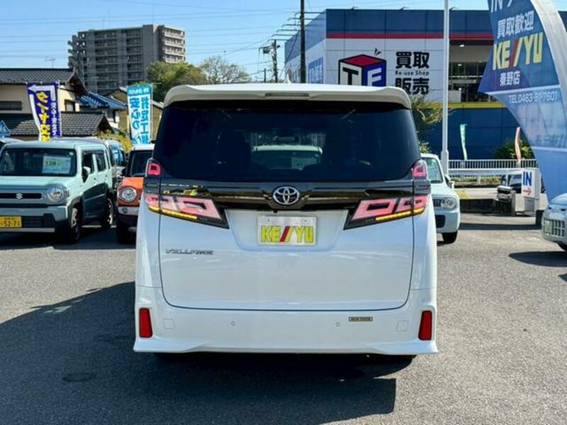 VELLFIRE