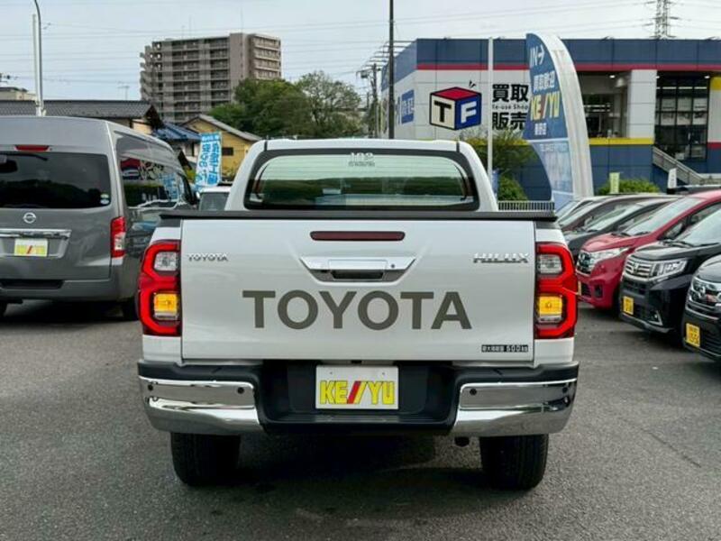 HILUX