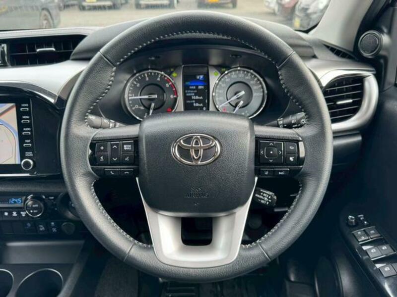 HILUX