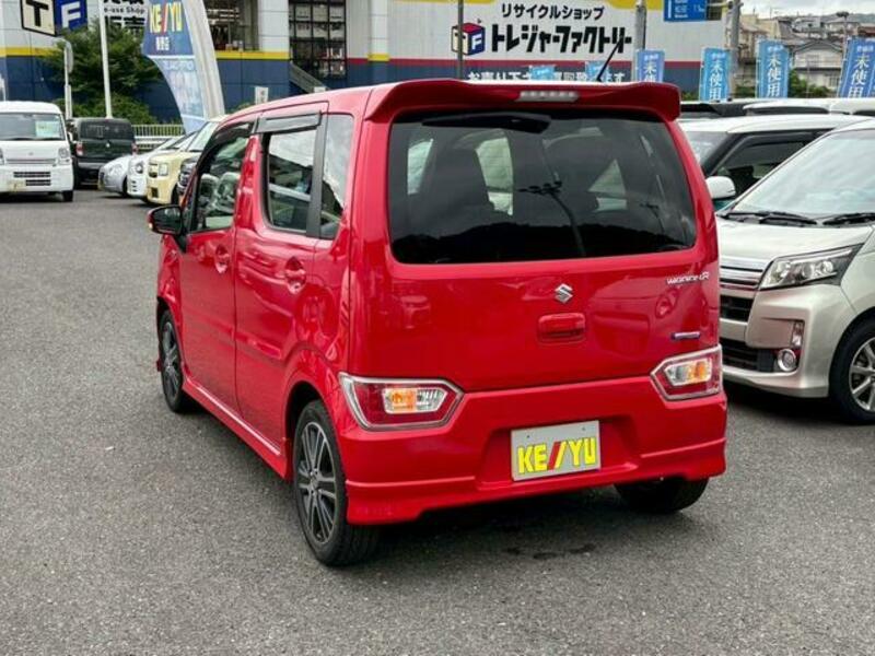WAGON R