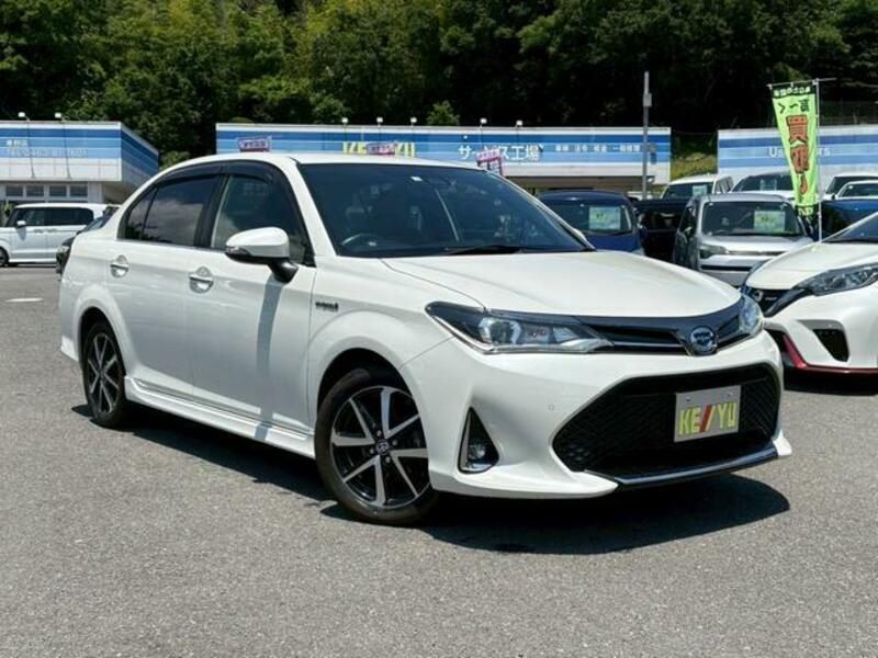 COROLLA AXIO