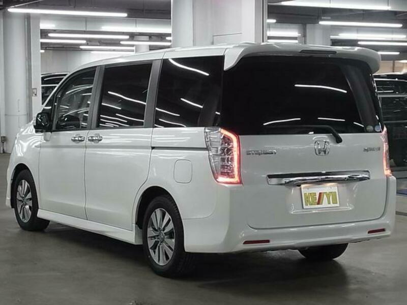 STEPWAGON SPADA