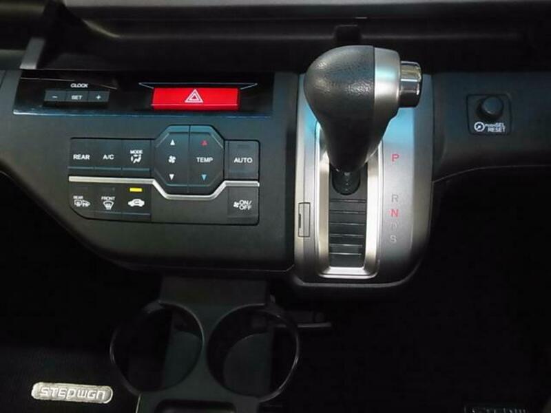 STEPWAGON SPADA