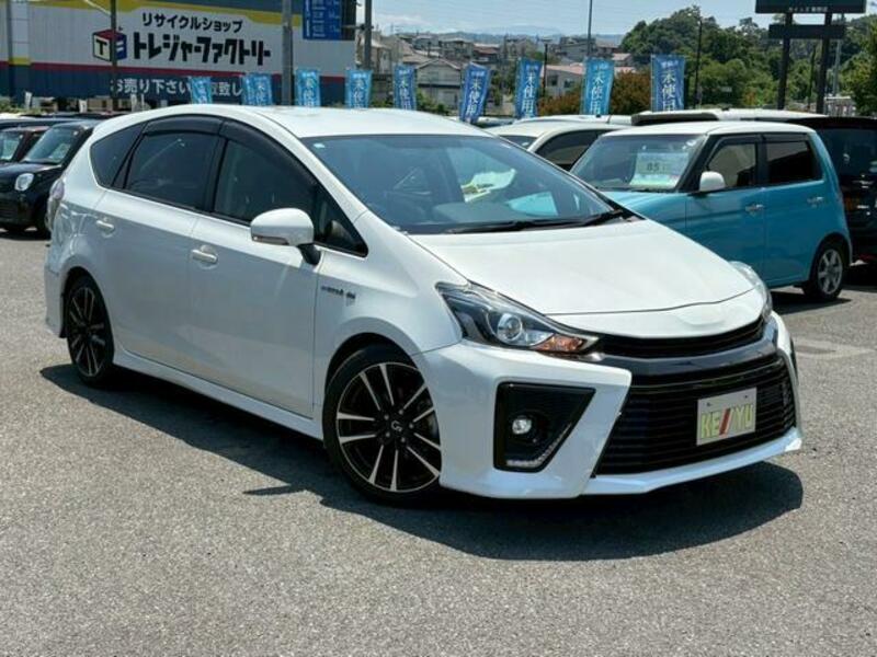 PRIUS ALPHA