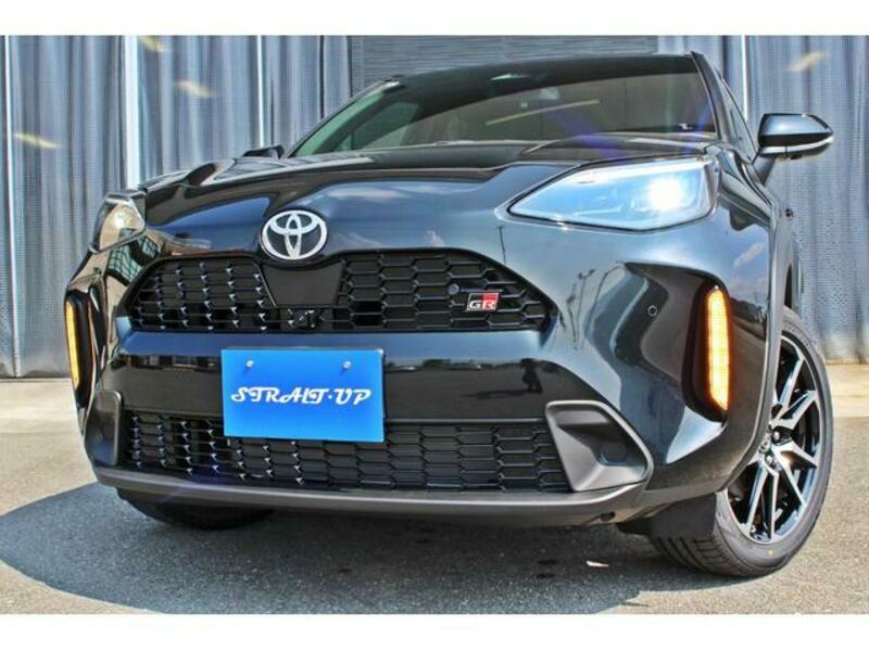 YARIS CROSS