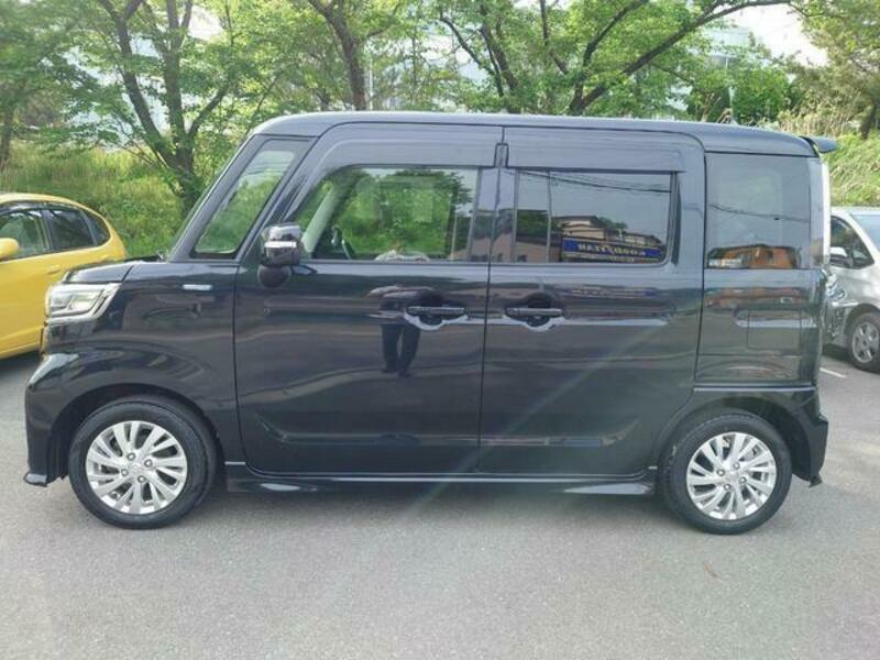 SPACIA CUSTOM