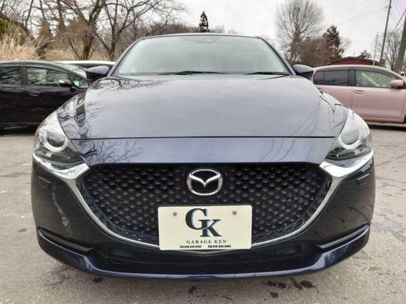 MAZDA2